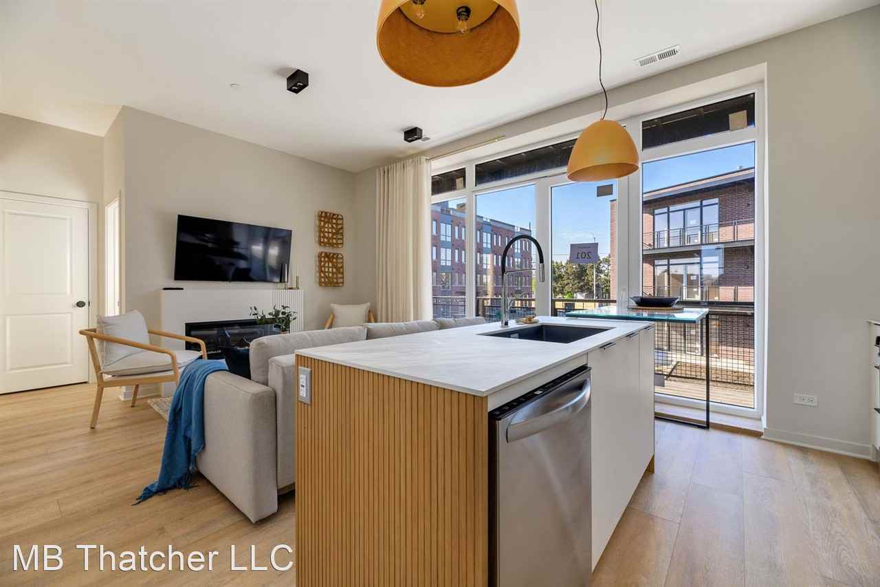 River Grove Station I Apartments 2811 Thatcher Ave, River Grove, IL