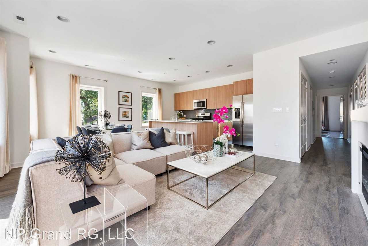 River Grove Station III Apartments 8465 8465 8471 W Grand Ave