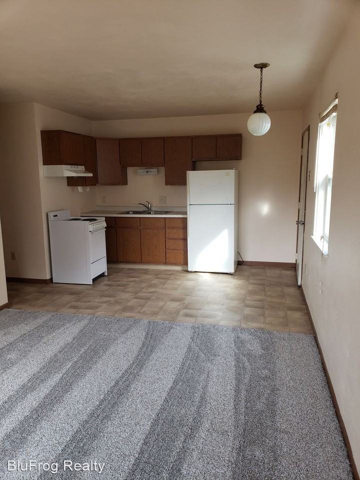 1502 Dr Apartments in Jamestown, ND 58401 Zumper