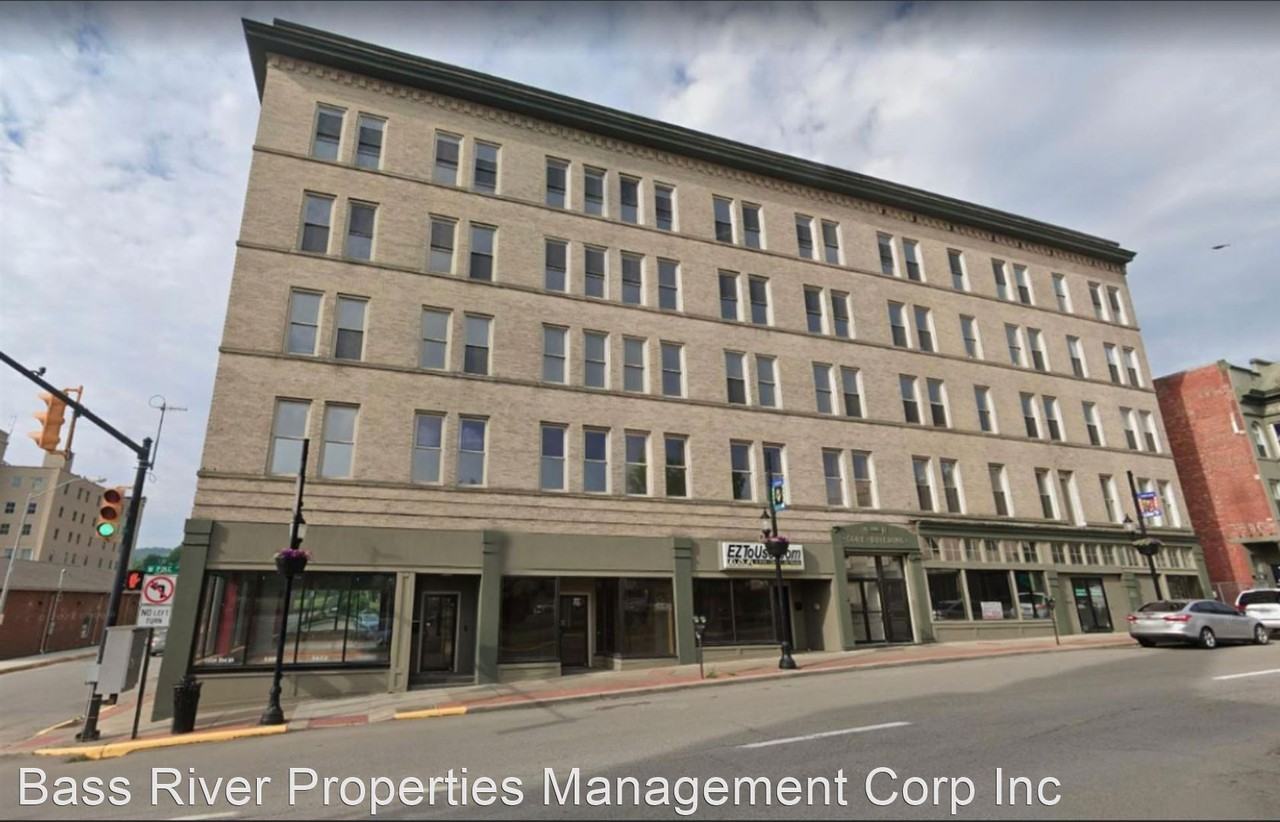 207 West Pike Street Apartments 207 W Pike St, Clarksburg, WV 26301