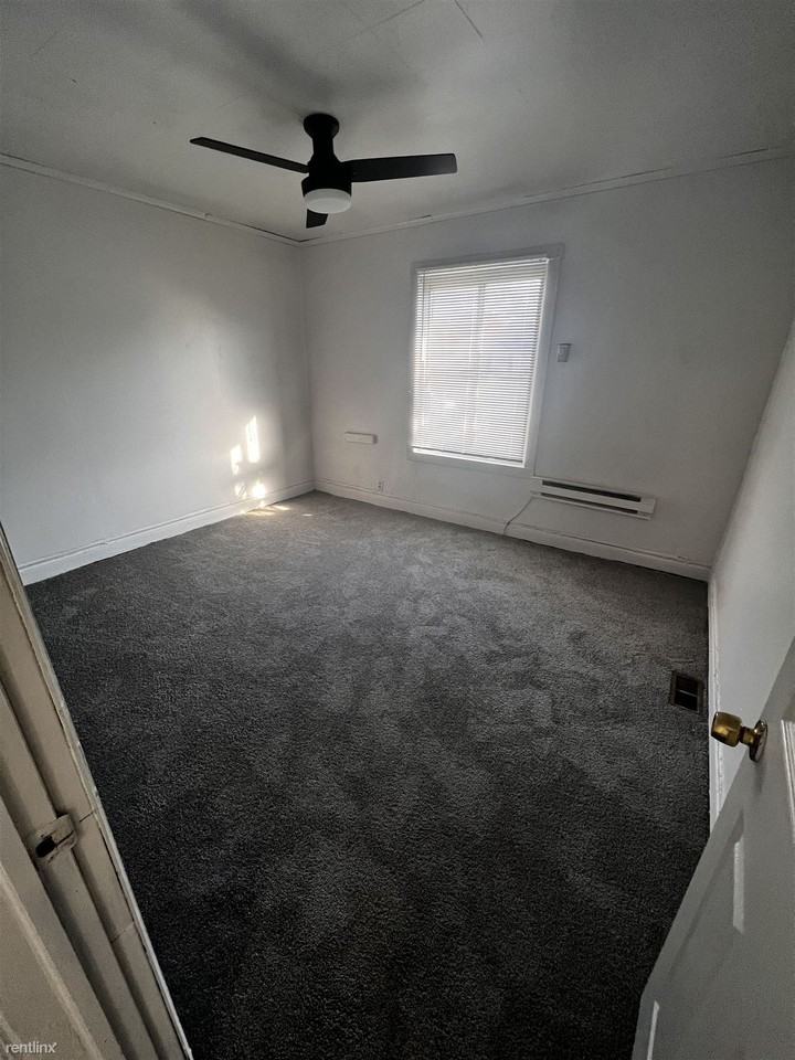 3013 Roosevelt St Apartments in Hamtramck, MI 48212 Zumper