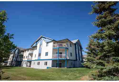 Creeks Crossing Apartments 10405 99 Ave, Grande Prairie, AB T8V 6Z3