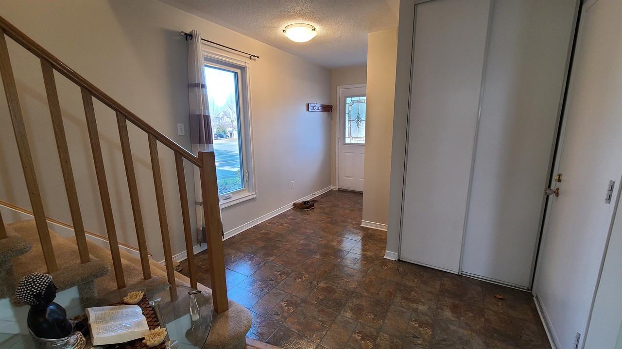 32 Helmsdale Drive Apartments 32 Helmsdale Dr, Ottawa, ON K2K 2S3 Zumper