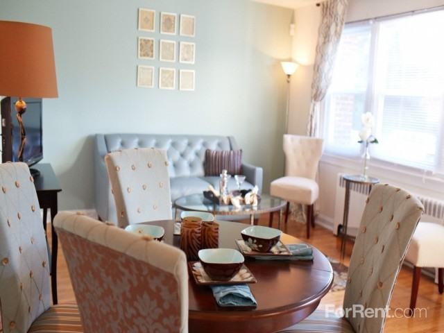 Lynnewood Gardens Apartments 7771 Washington Ln, Philadelphia, PA