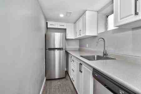 1000 Fennell Ave E Apartments in Hampton Heights, Hamilton, ON L8T 1P9