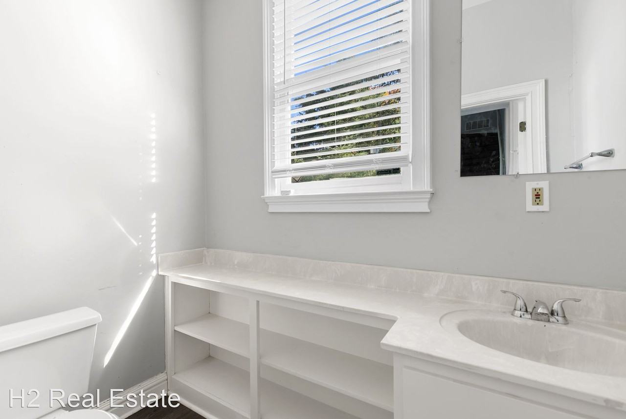 Duplex on Altamont Apartments 3470 Altamont Way S, Birmingham, AL 35205 Zumper