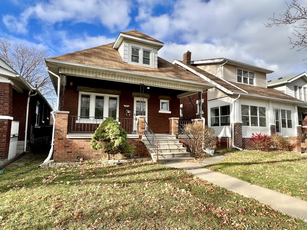 1509 Bruce Ave Apartments in South Central, Windsor, ON N8X 1Y1 Zumper