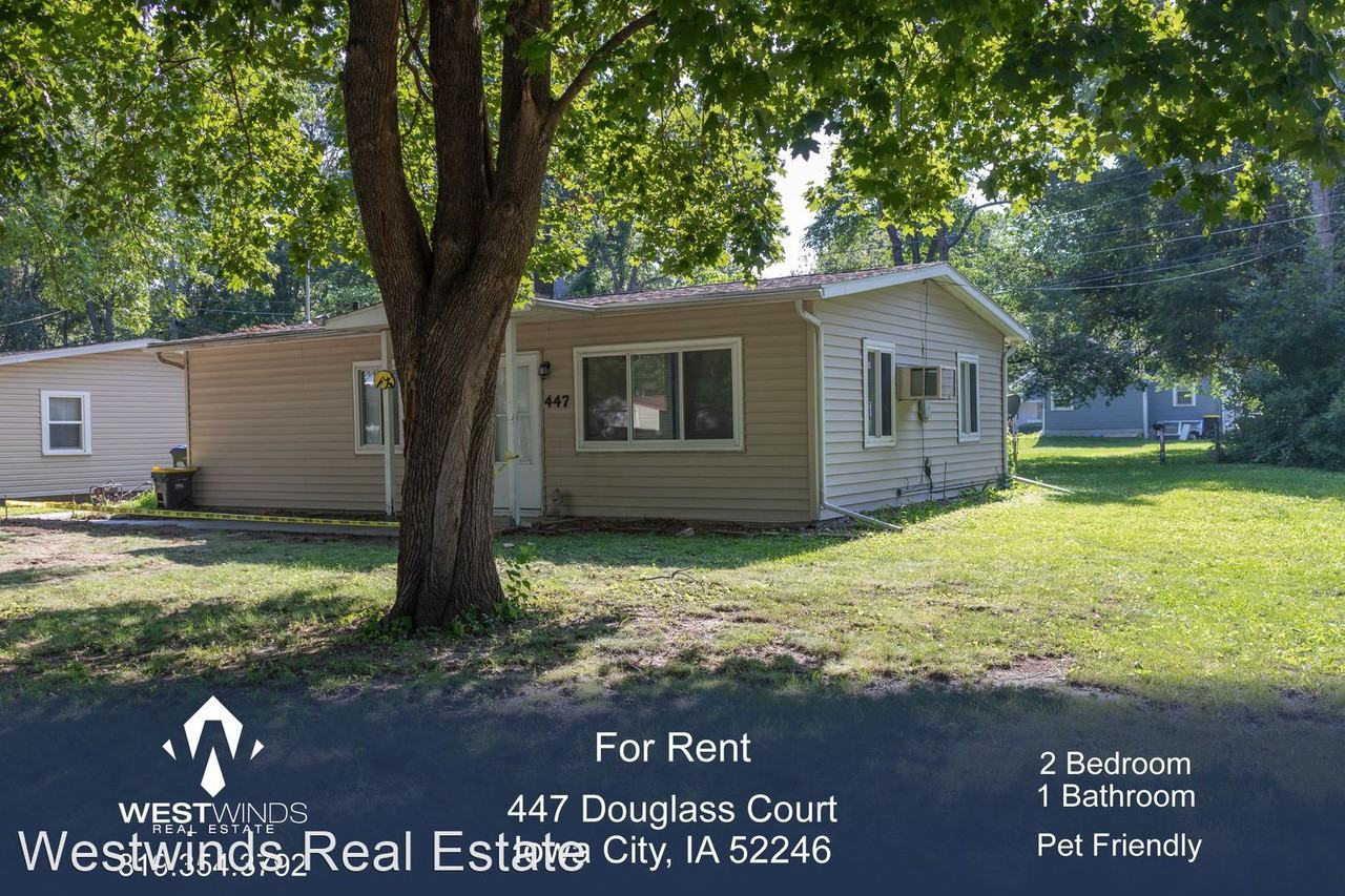 447 Douglass Court Apartments 447 Douglass Ct, Iowa City, IA 52246