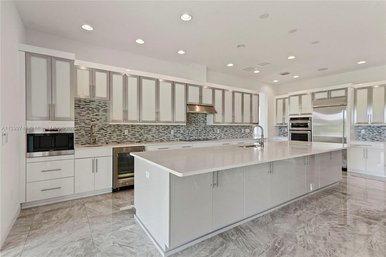 11032 Mobberley Cir, Orlando, FL 32832 6 bedroom House Rental Zumper