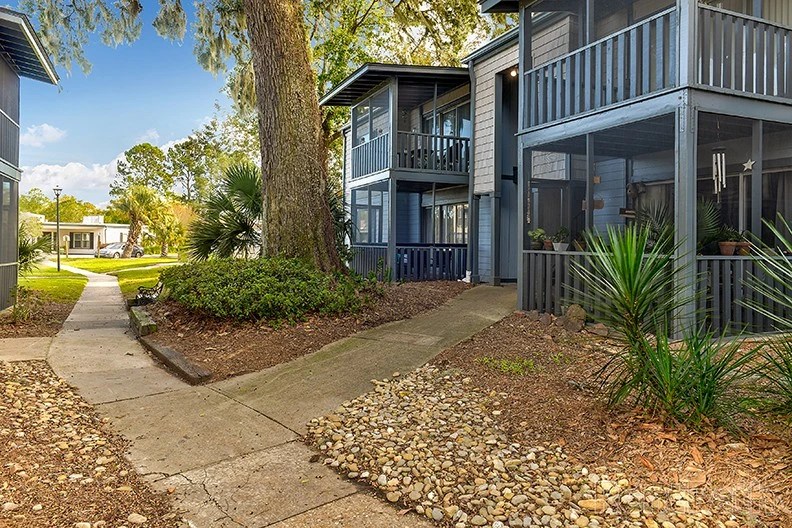 Planters Trace Apartments 2222 Ashley River Rd, Charleston, SC 29414