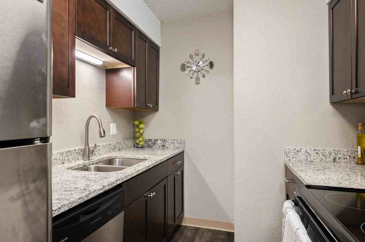 Arcadia at Overland Park Apartments 8400 W 108th Ter, Overland Park