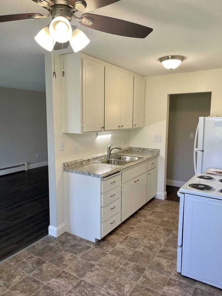 Charlton Terrace Apartments 212 Thompson Ave W, West St Paul, MN