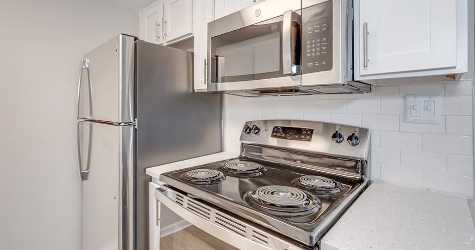 Sparrows Point Townhomes and Apartments 1301 Pine Cone Cir, Virginia