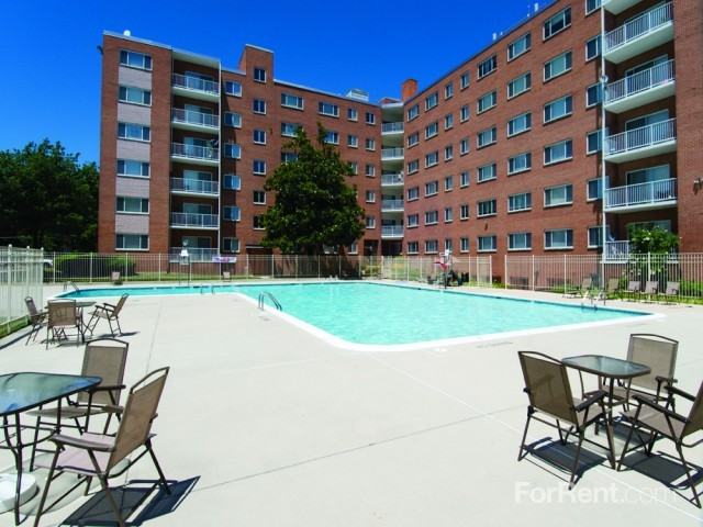 Marlow Plaza Apartments 2900 St Clair Dr, Marlow Heights, MD 20748