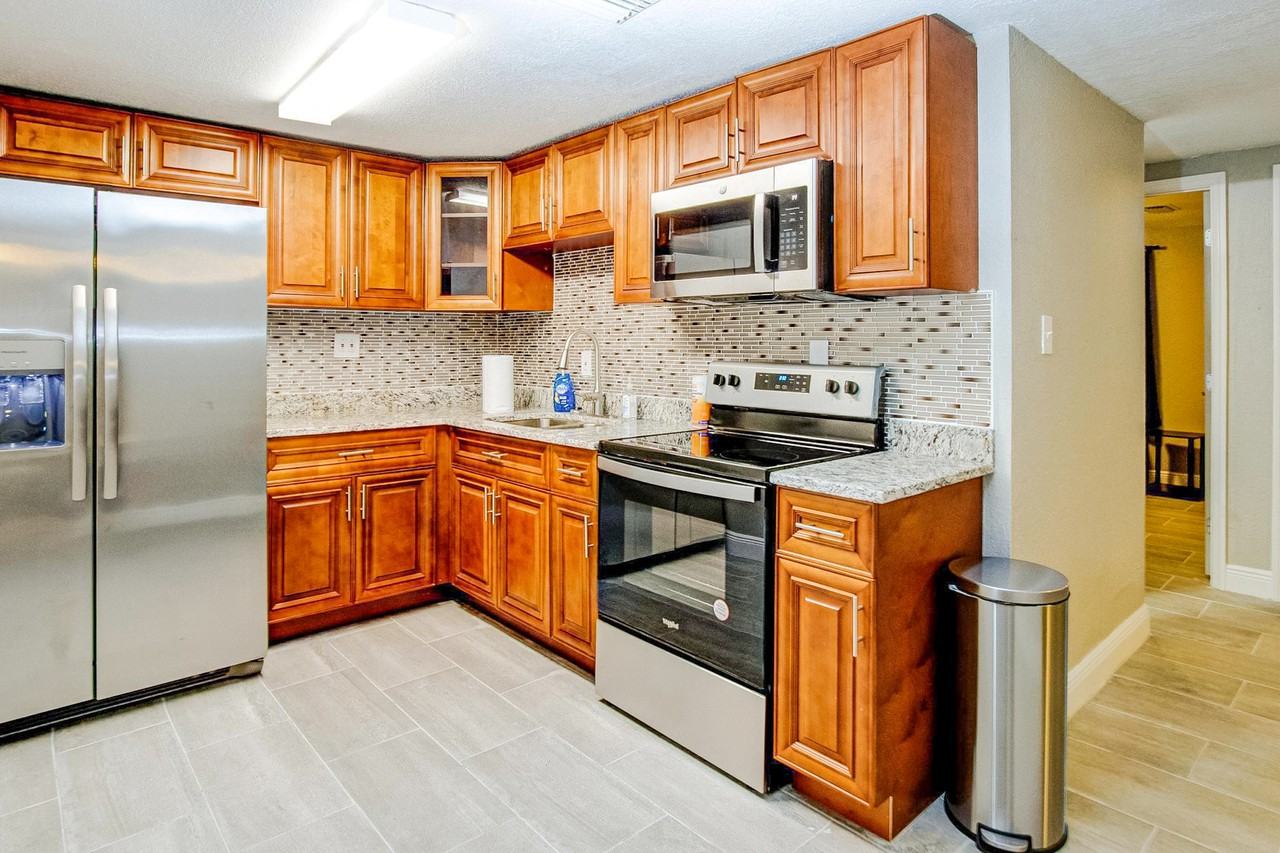 N 21st St, University, FL 33613 Room for 750/month Zumper