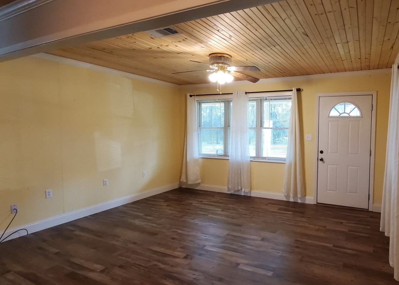 2078 Port Arthur Ave, Hornbeck, LA 71439 2 bedroom House Rental Zumper