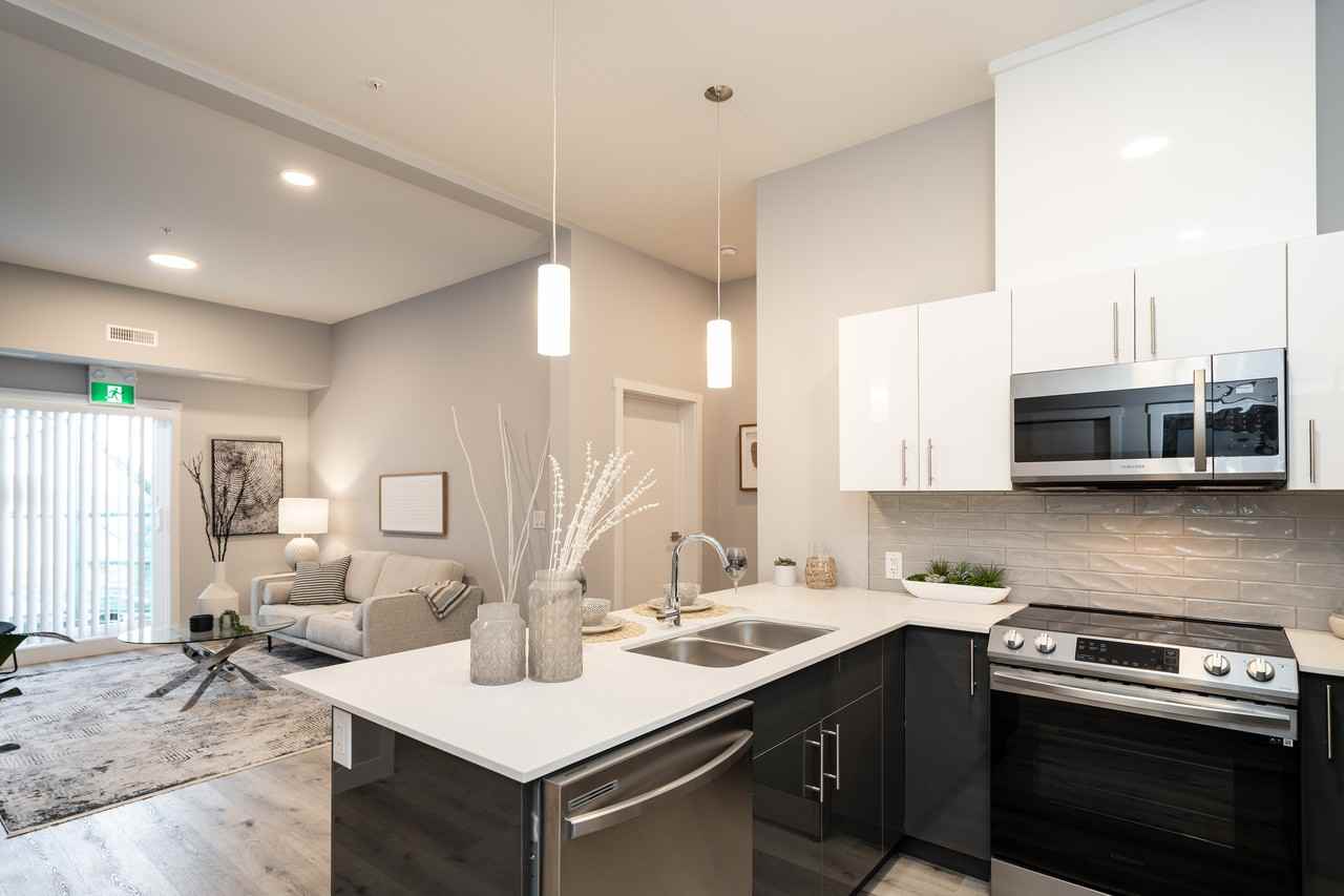 Crossings At The Refinery District Apartments 425 Ballantrae Dr, Winnipeg, MB R3T 6H6 Zumper