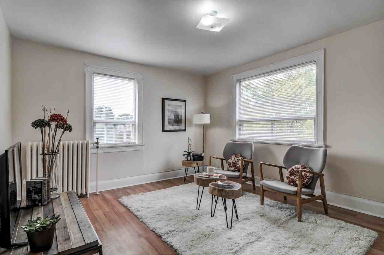 Donlands Apartments 5 Donlands Ave, Toronto, ON M4J 3N5 Zumper