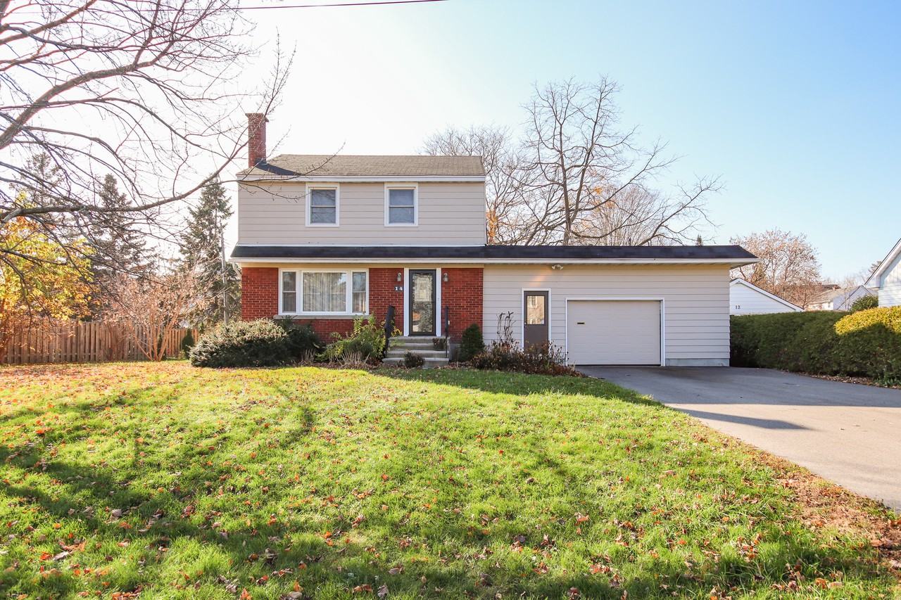 14 Goodwin Avenue, Nepean Apartments 14 Goodwin Ave, Ottawa, ON K2E