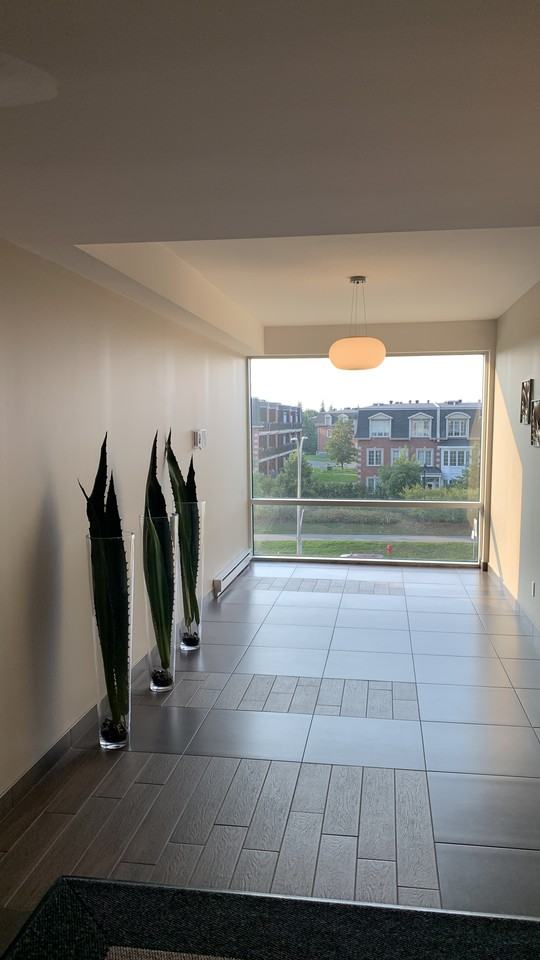 2200 Rue Thimens Apartments 2200 Boul Thimens, SaintLaurent, QC H4R