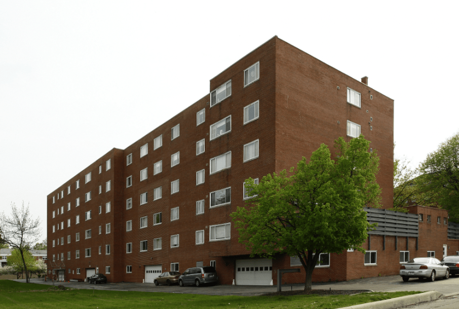 Greenbriar Apartments 17075 Chagrin Boulevard, Shaker Heights, OH
