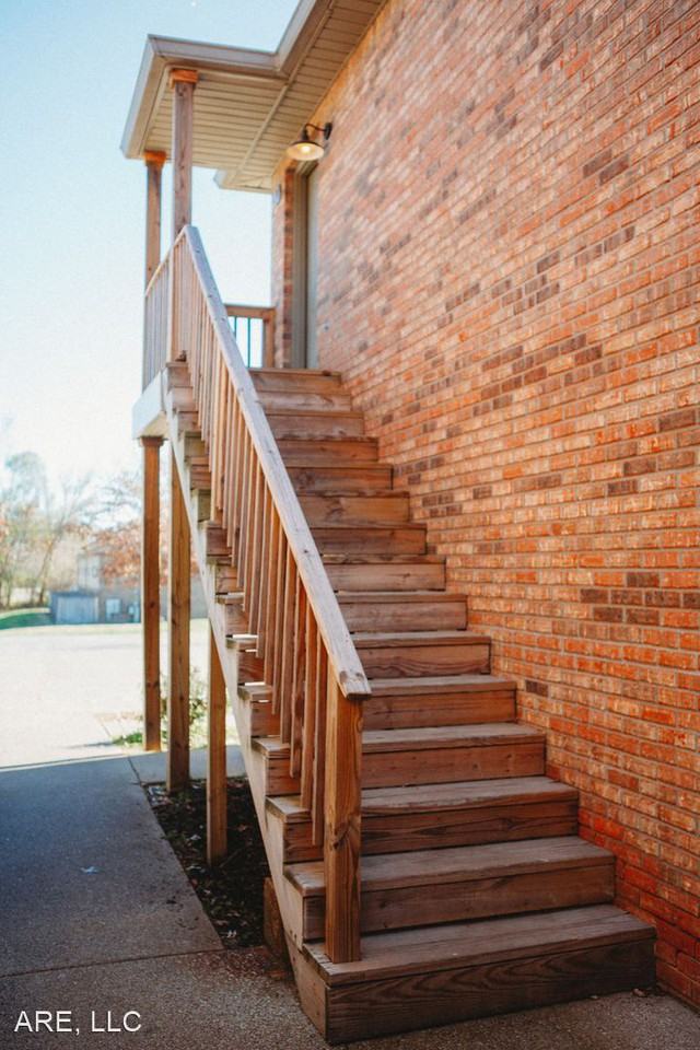 100132 Ballygar St units AQ Apartments in Clarksville, TN 37043 Zumper