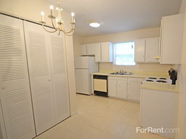 Kings Trail Apartments 3770 Toledo Rd, Jacksonville, FL 32217 Zumper