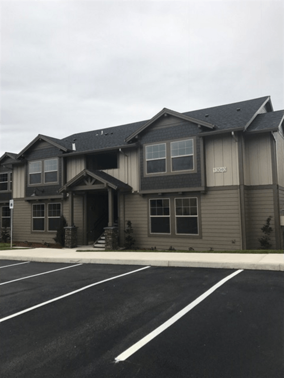 Gravens Grove Apartments 13060 Sw Dickson St, King City, OR 97224