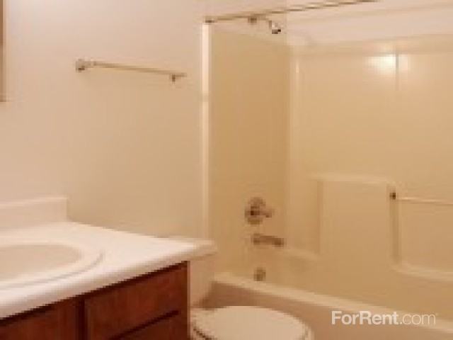 Graham Village Apartments 920 E Hanover Rd, Graham, NC 27253 Zumper