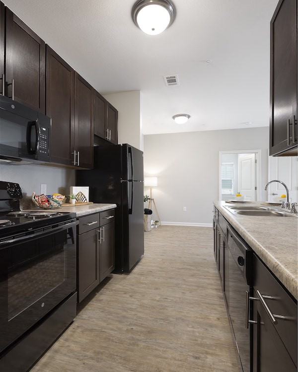 The Pointe at Crestmont Apartments 5602 Selinsky Rd, Houston, TX 77048 Zumper