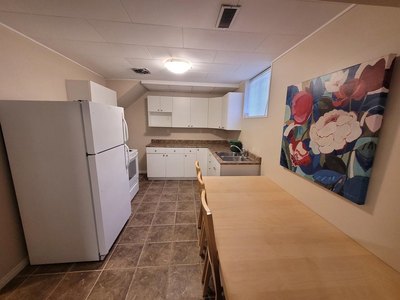 9236 Basement Apartments 9236 75 St Nw, Edmonton, AB T6C 2H4 Zumper