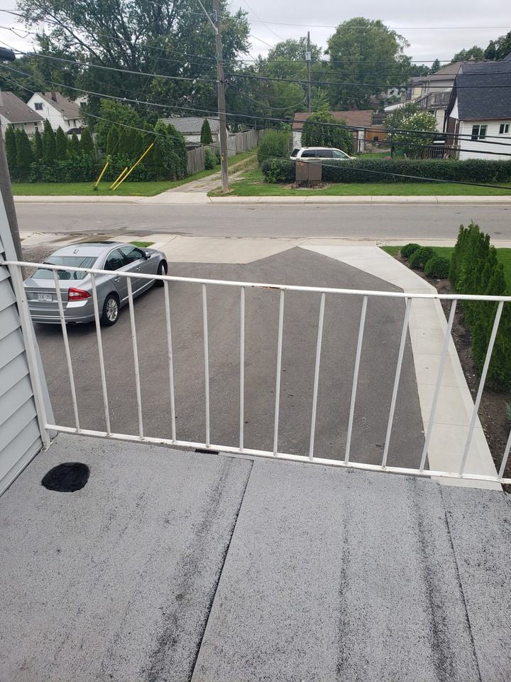 911 Ellrose ave Apartments 911 Ellrose Ave, Windsor, ON N8Y 3W8 Zumper