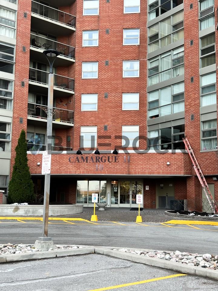 PH910 Dean Park Road, Scarborough, Ontario M1B 3H1 Apartments 10