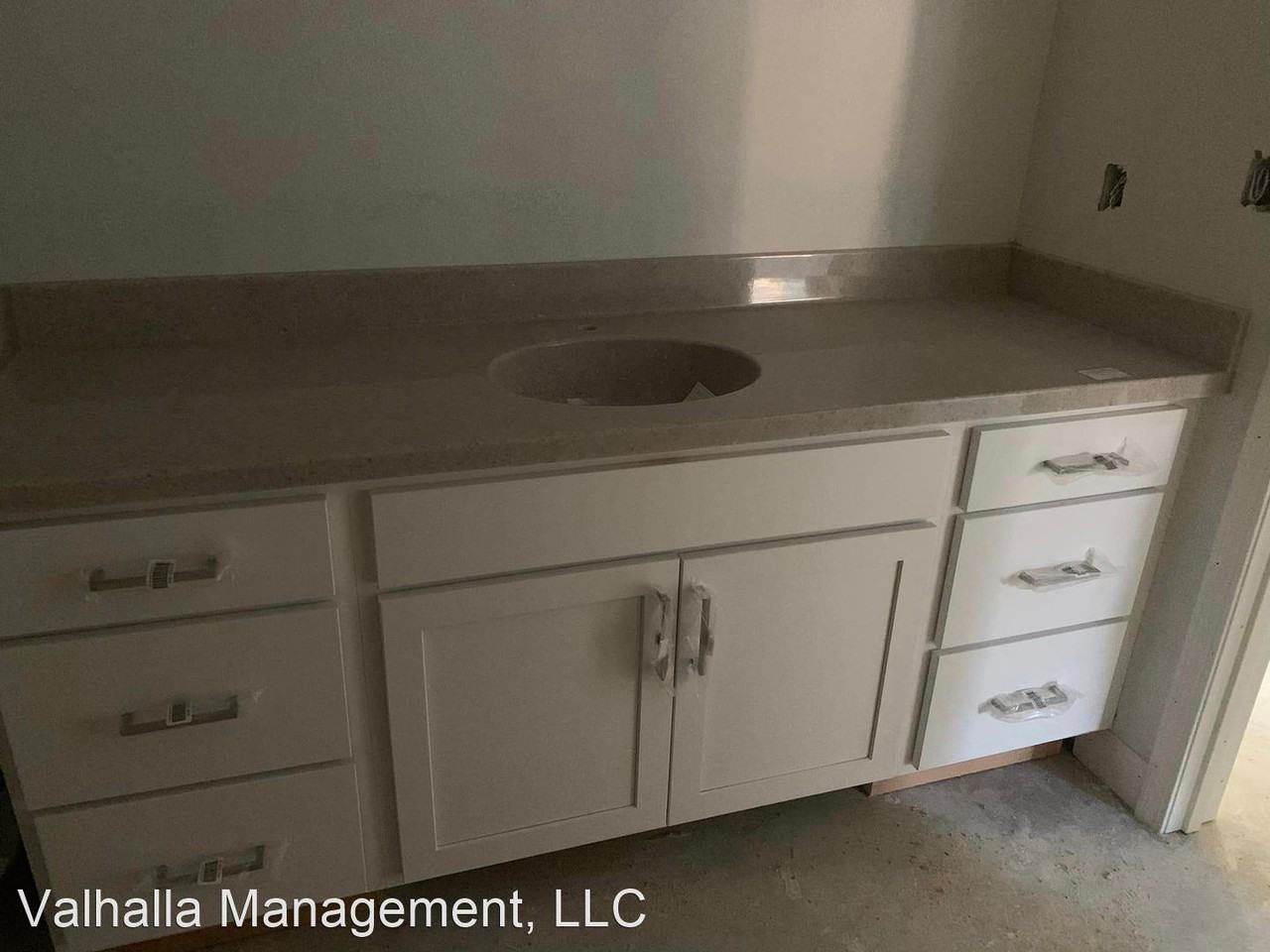 Home to Stone Ridge Apartments 49 Pink Sunset Ln, Kimberling