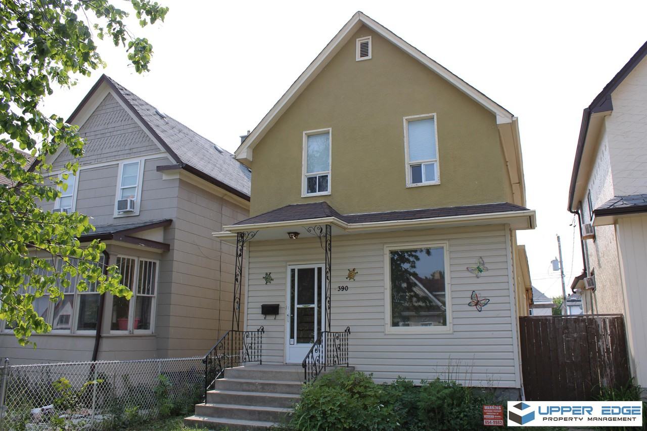 390 Bannerman Ave, Winnipeg, MB R2W 0V3 3 Bedroom House for 863/month Zumper