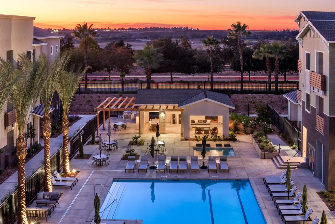 Apartments for Rent in Fresno, CA 422 Condos & Other Rentals Zumper