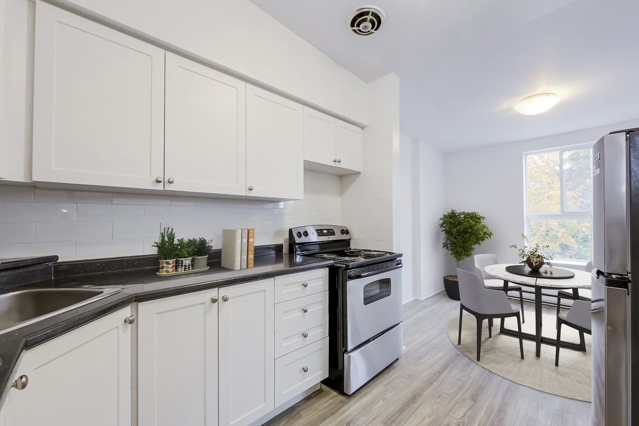 Dundas Court Apartments 711 & 711 Dundas Street West, Whitby, ON L1N 2N3 Zumper