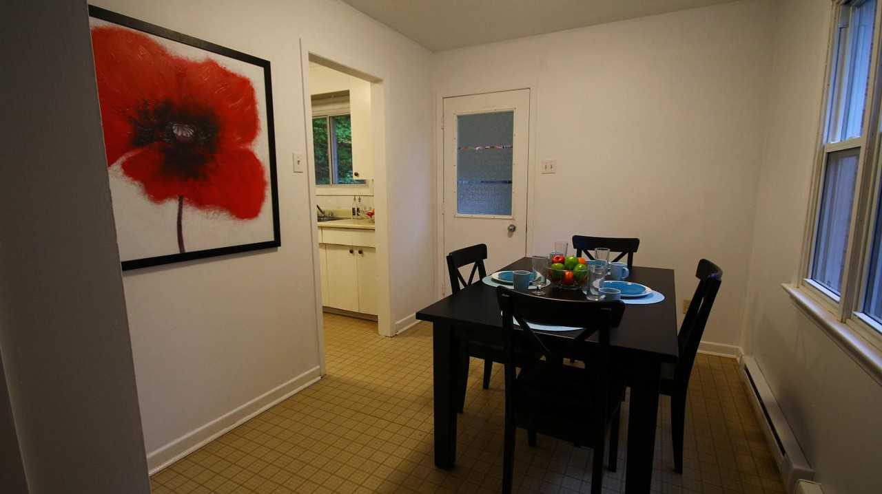 Kempenfelt Village Apartments 362 Shanty Bay Rd, OroMedonte, ON L4M