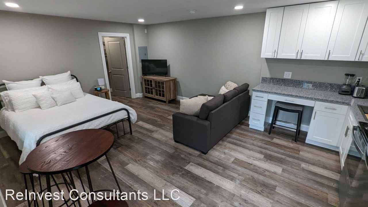 232 Erkenbrecher Ave Apartments in Avondale, Cincinnati, OH 45229 Zumper