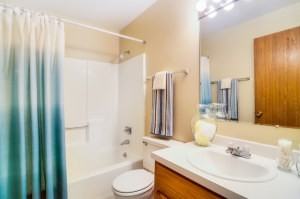 Broadmoor Country Club Apartments 3944 W 77th Pl, Merrillville, IN