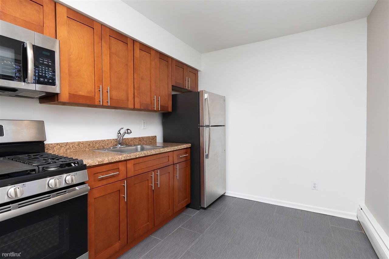 Martoni Apartments In Mt. Airy 31 W Allens Ln, Philadelphia, PA 19119