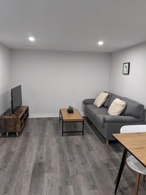 60 Ross Apartments in St Thomas, ON N5R 3X7 Zumper