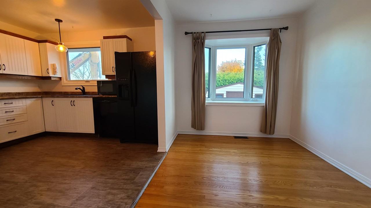 2146 Valley Drive Apartments 2164 Valley Dr, Ottawa, ON K1G 2P8 Zumper