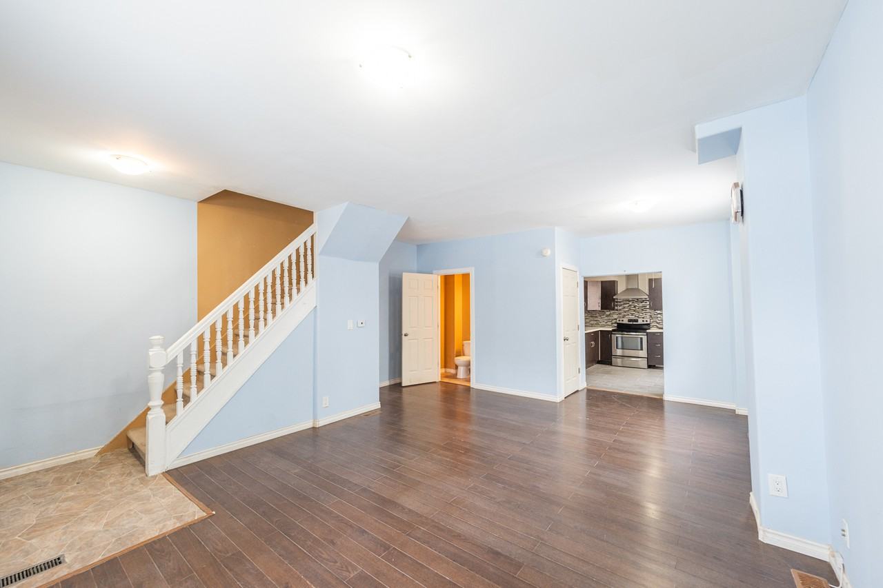 327 Atlantic Ave Apartments in Saint Johns, Winnipeg, MB R2W 0R4 Zumper