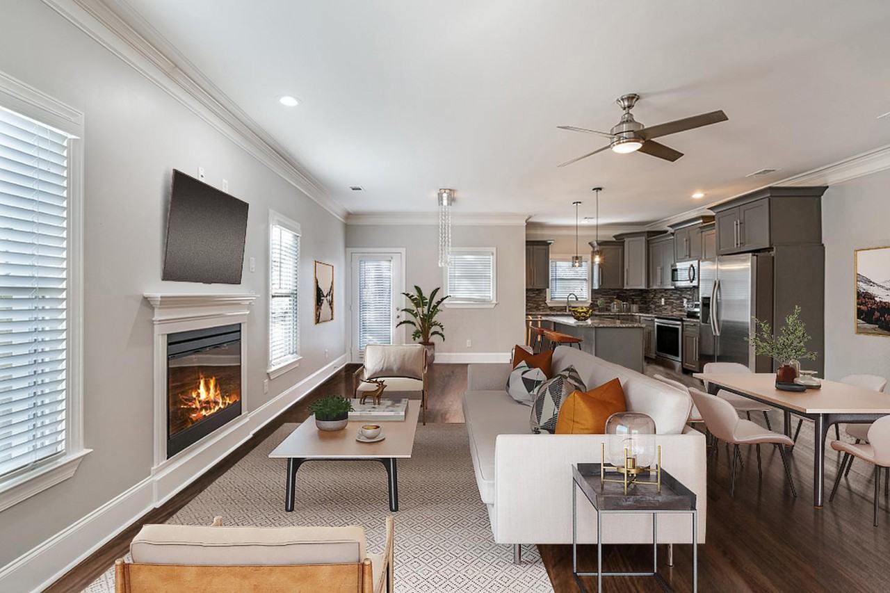 Newer Grant Park Craftsman home 1 mile from downtown Apartments in