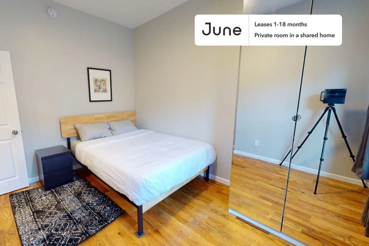 Room for rent. 362 Parkside Avenue, New York, NY 11226 3 Bedroom