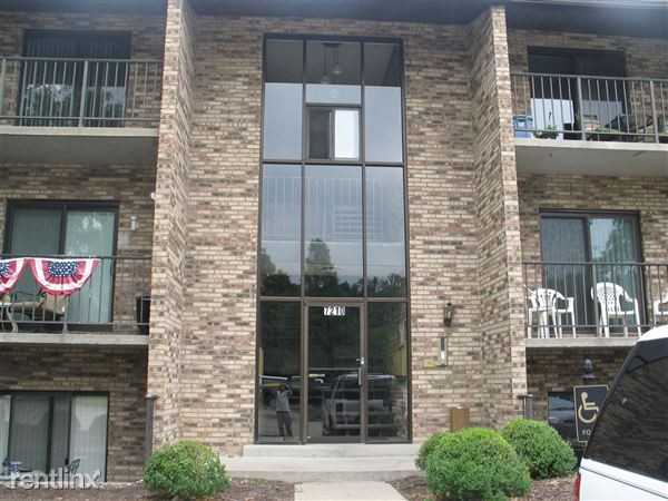 Taylor Creek Condominiums Apartments 7210 Creekview Dr, Cincinnati