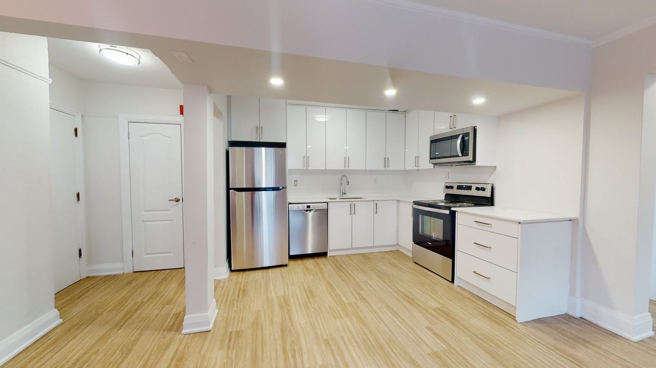 320 Lonsdale Apartments in Forest Hill, Toronto, ON M4V 1X4 Zumper