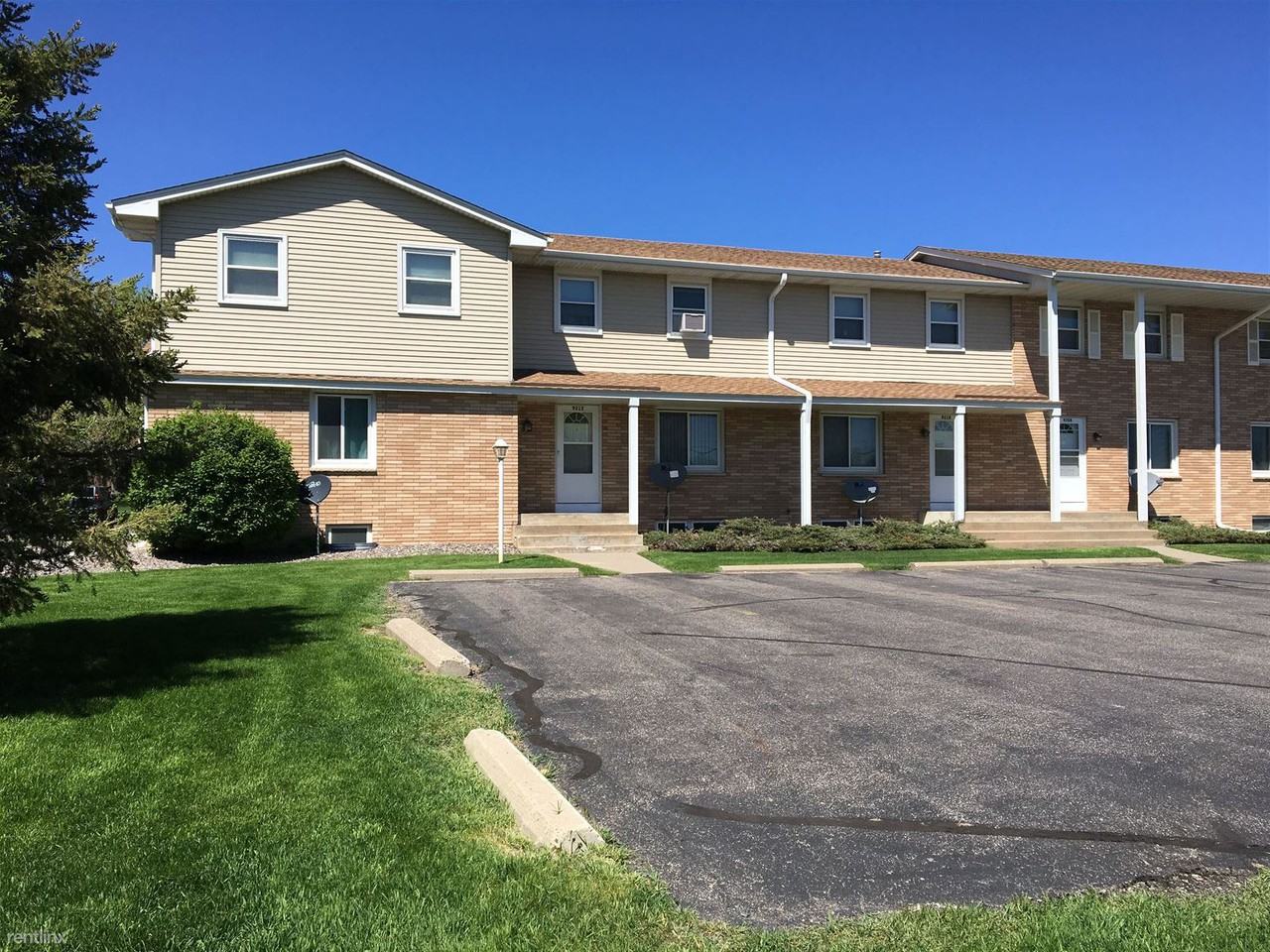 Presidential Estates Townhomes Apartments 9200 Medicine Lake Rd, New