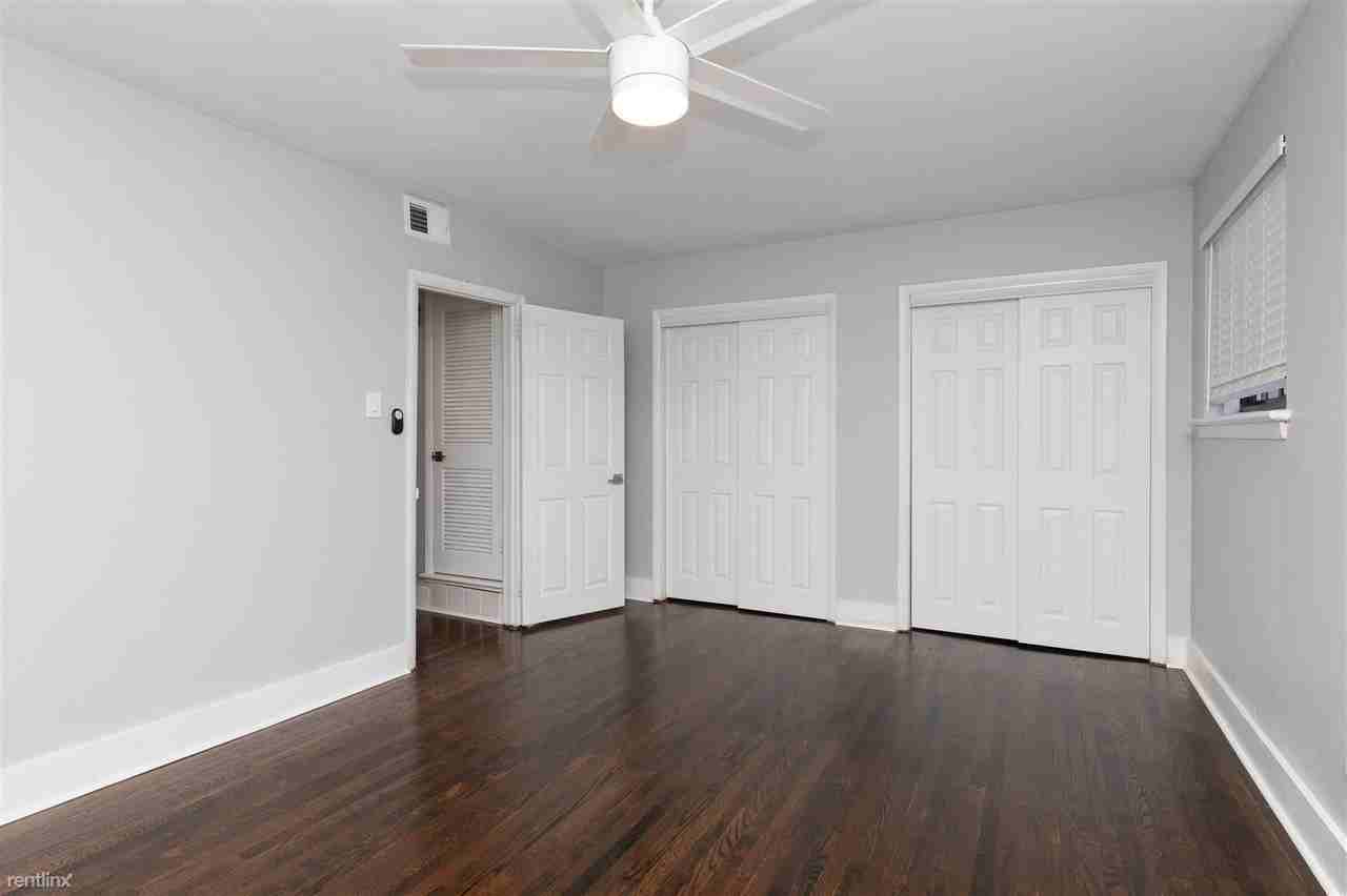 Mt Airy Manor Apartments 331 E Mount Airy Ave, Philadelphia, PA 19119